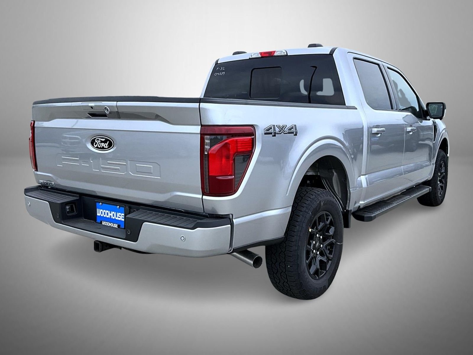 New 2026 Iconic Silver Metallic Ford XLT image 5