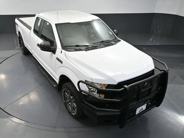 Used 2016 White Ford XL image 44