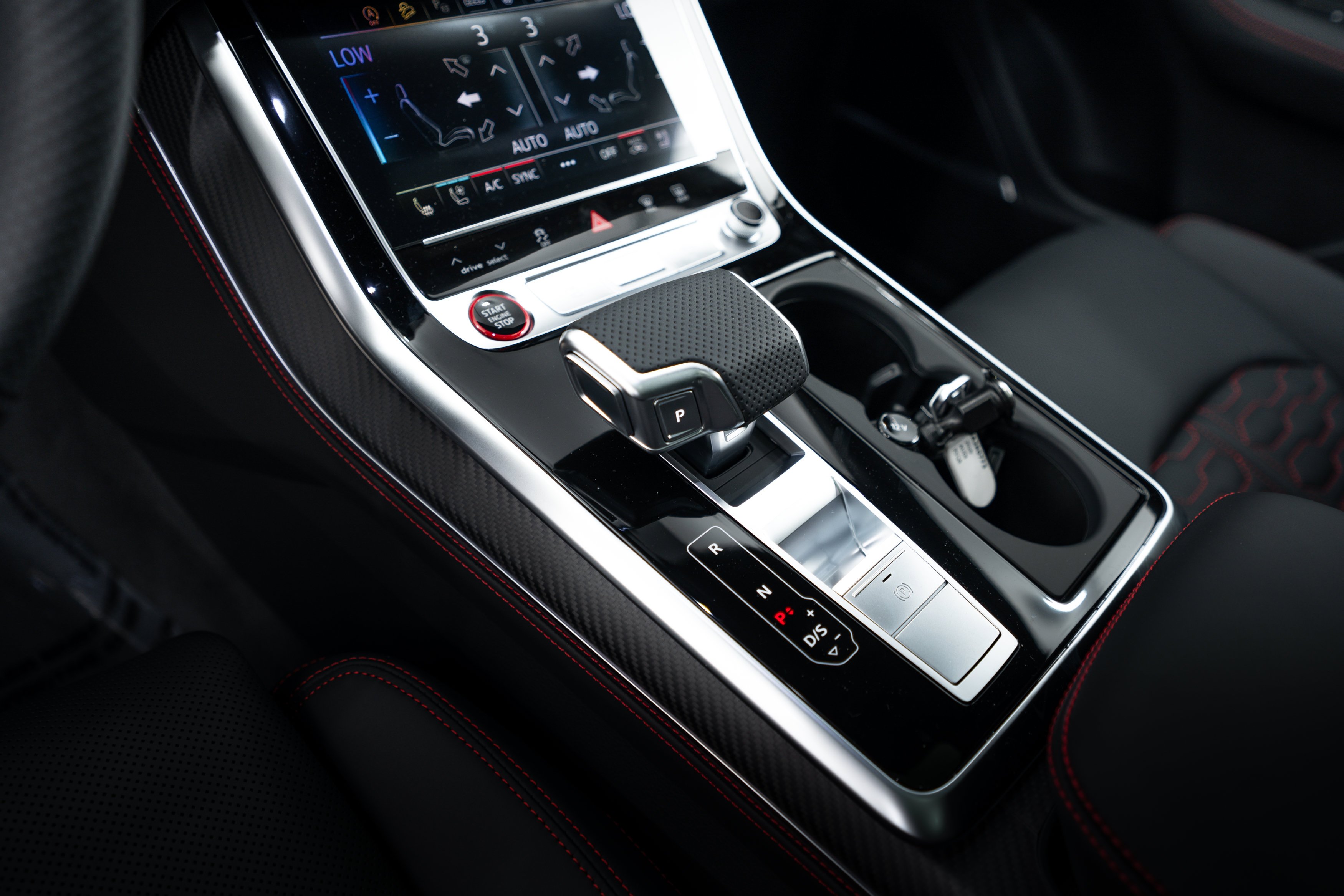 New 2026 Daytona Gray Audi performance image 13