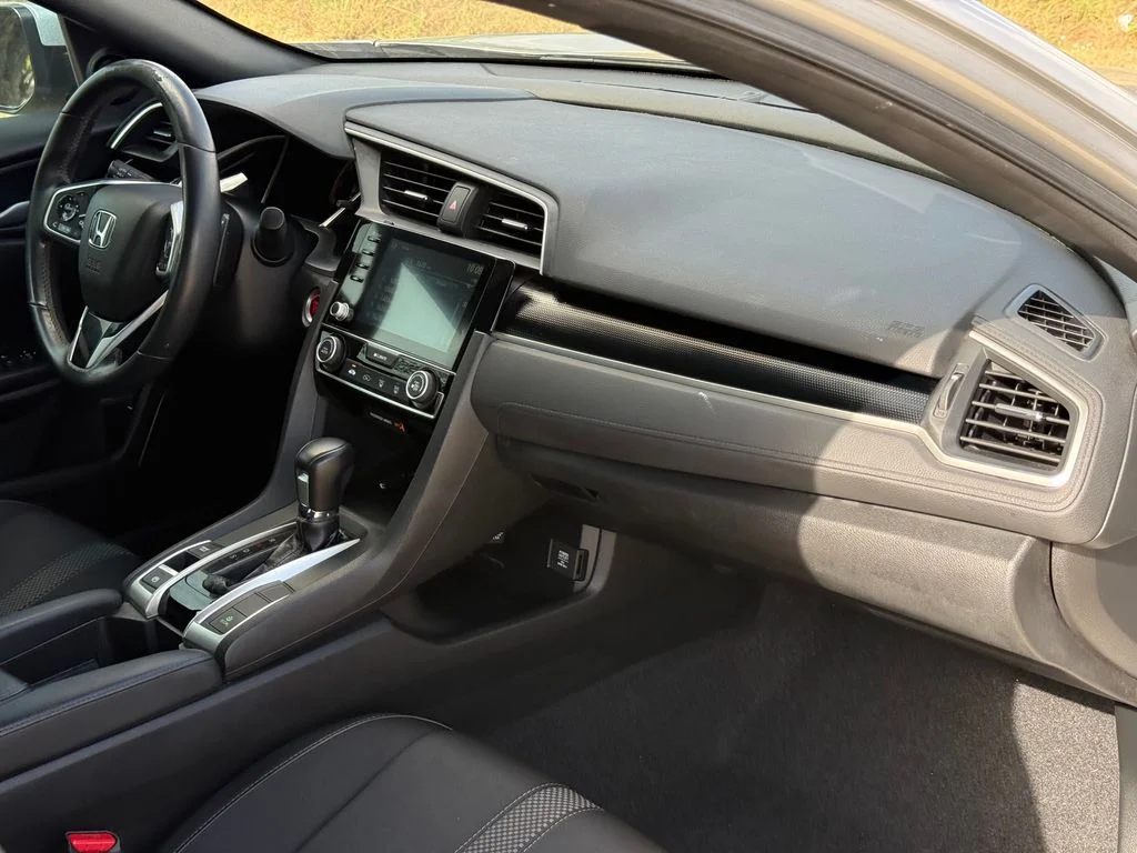 Used 2021  Honda Sport image 25