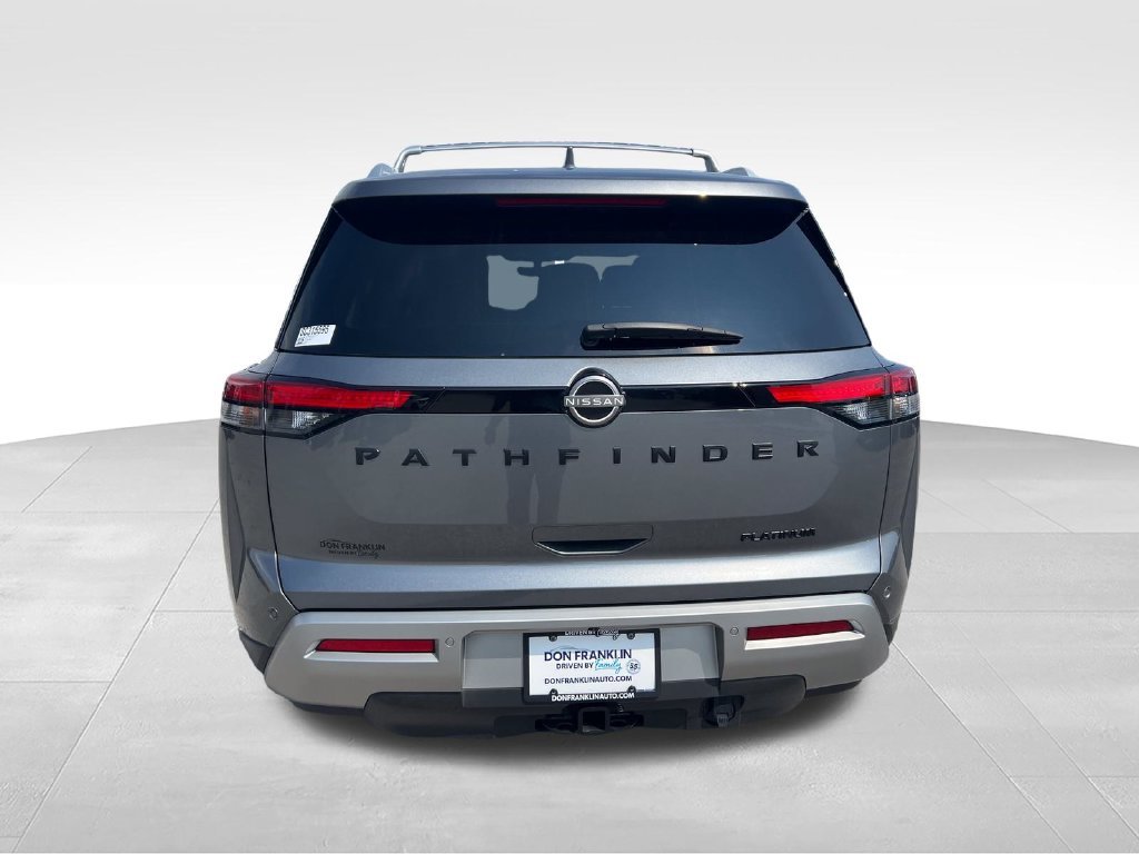 Used 2025 Gray Nissan Platinum image 4
