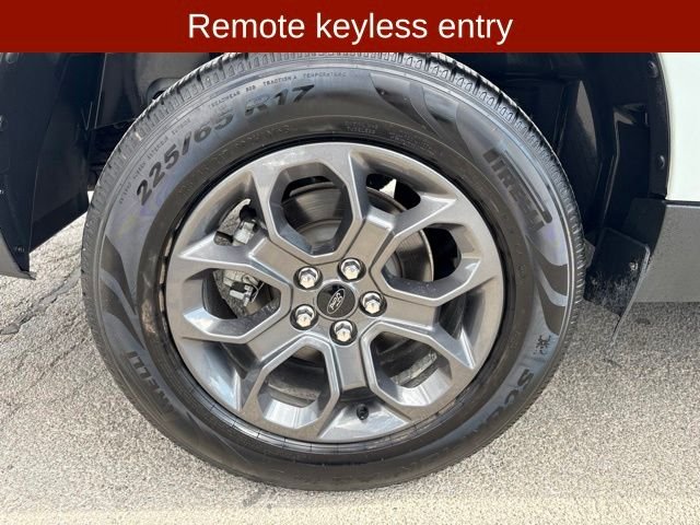 Used 2022 Green Ford XLT image 8