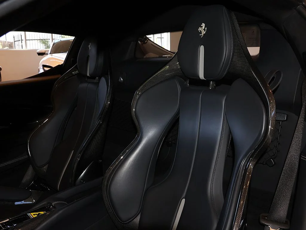 Certified Used 2025 Viola Hong Kong Ferrari  image 65