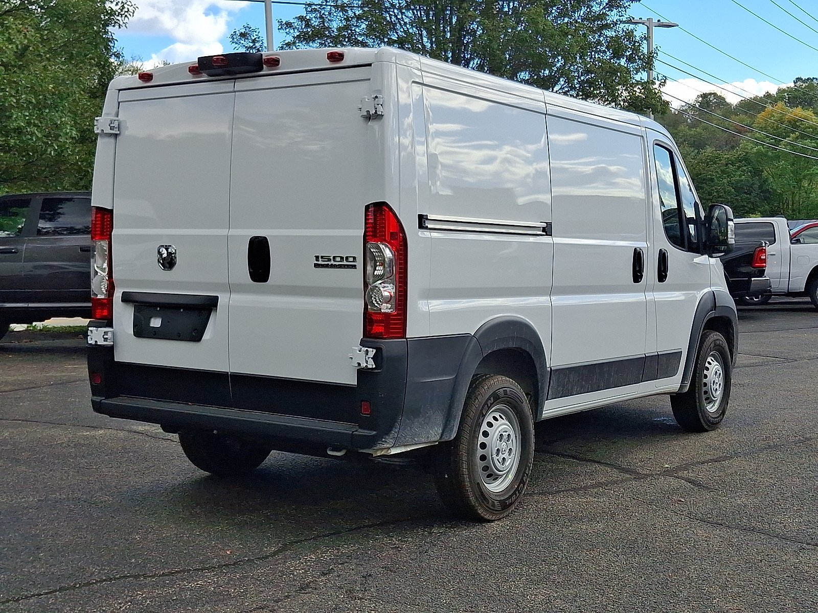 New 2026 Bright White Clear-Coat Exterior Paint RAM Tradesman image 6