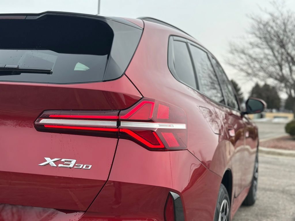 2026 BMW X3 30 - Photo 12