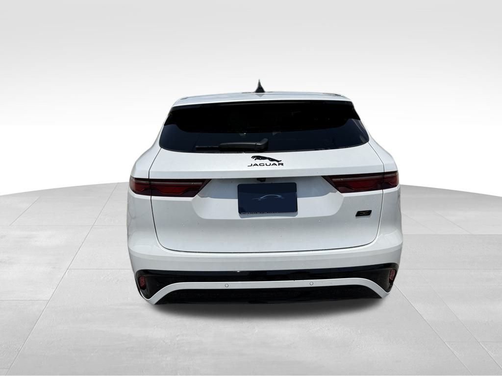 2026 Jaguar F-Pace R-Dynamic S - Photo 8
