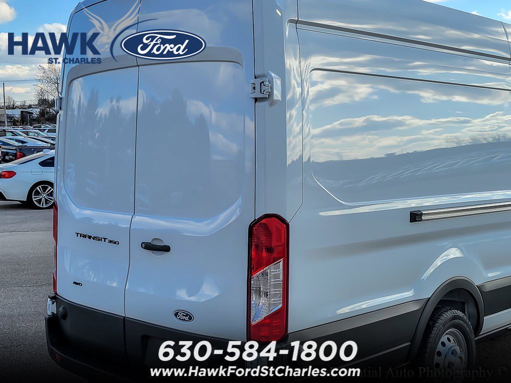 New 2026 Oxford White Ford Cargo Van image 6
