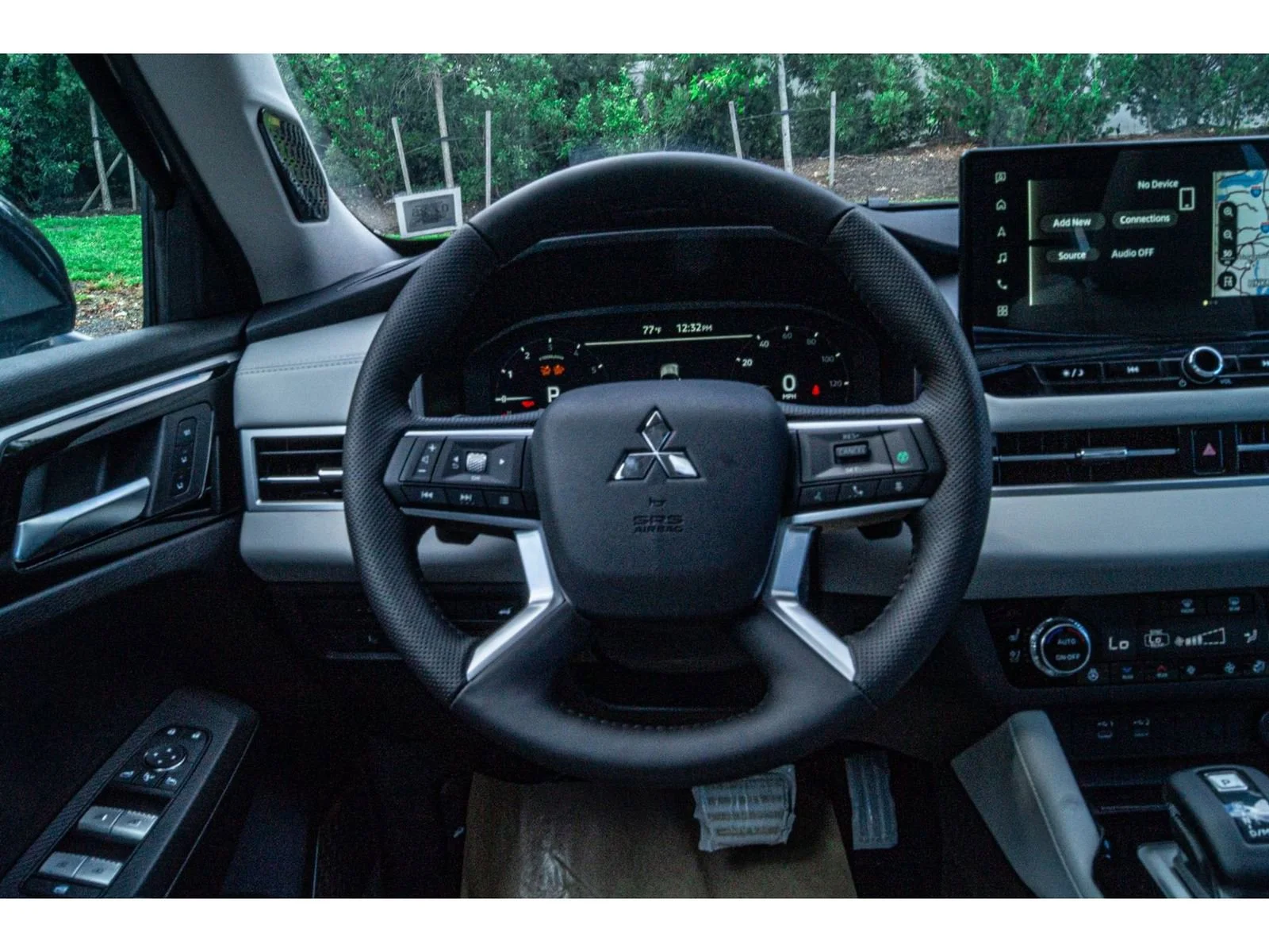2025 Mitsubishi Outlander Plug-in Hybrid Platinum Edition - Photo 19