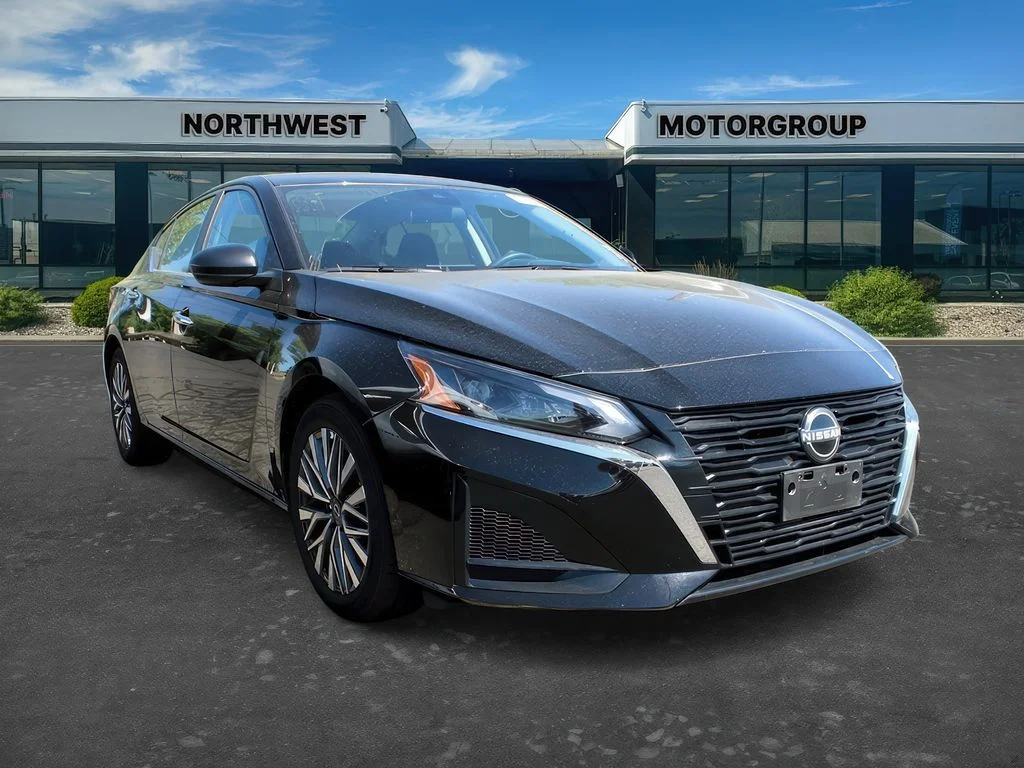 2025 Nissan Altima 2.5 SV's photo