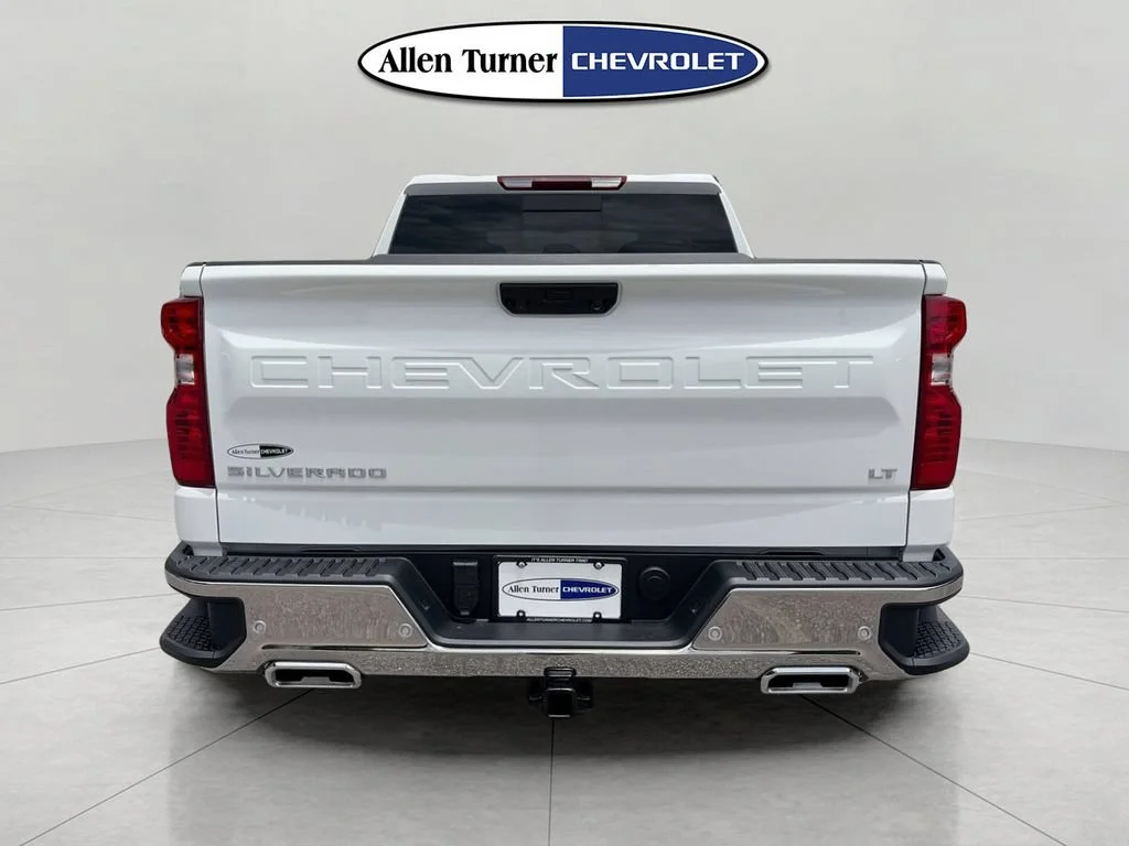 New 2026 Summit White Chevrolet LT image 5