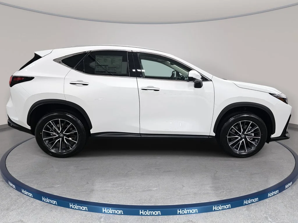 New 2026 Ultra White Lexus PREMIUM image 4