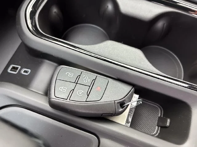 New 2026 Onyx Black GMC AT4 image 30