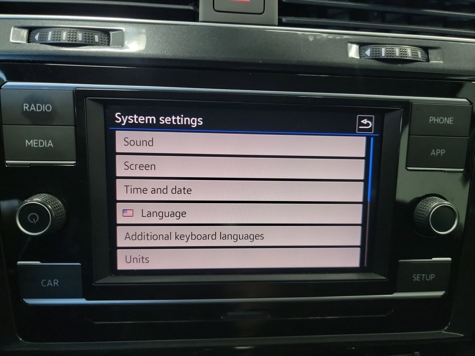 Used 2019 Deep Black Pearl Volkswagen S image 21