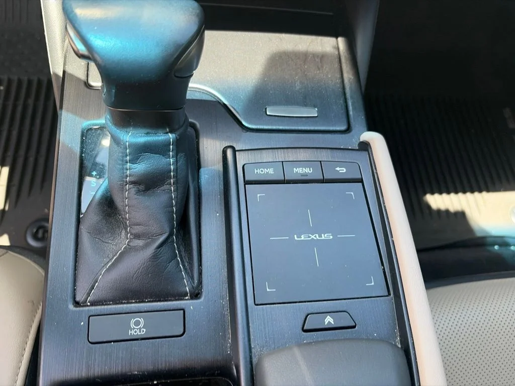 Certified Used 2020 White Lexus 350 image 19