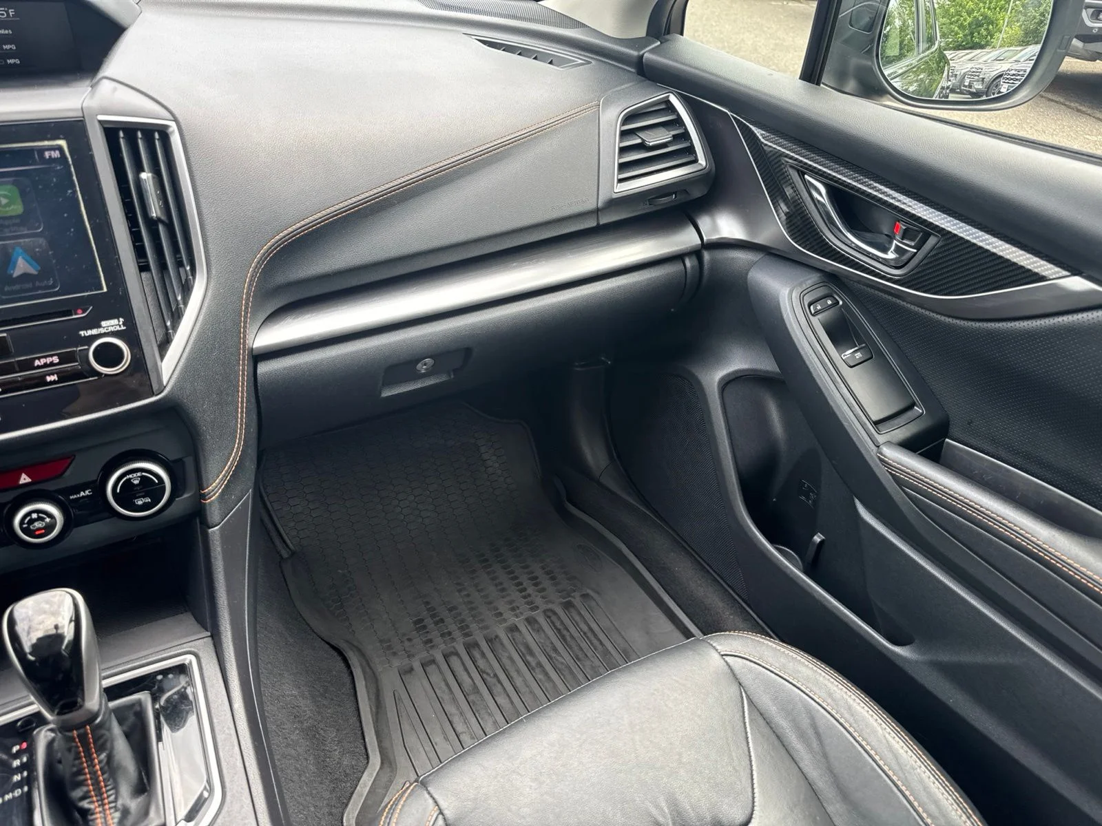 Used 2018 Crystal Black Silica Subaru 2.0i Limited image 29