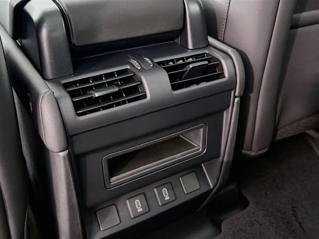 New 2026 Santorini Black Land Rover S image 27