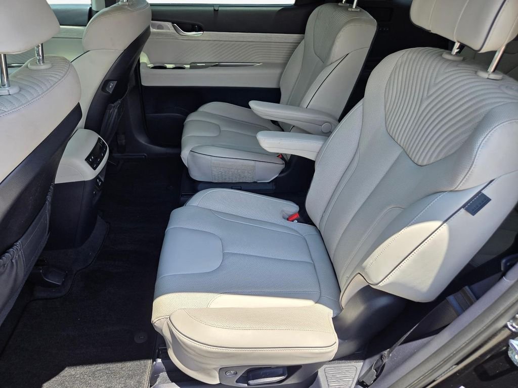 Certified Used 2025 Black Hyundai Calligraphy image 19