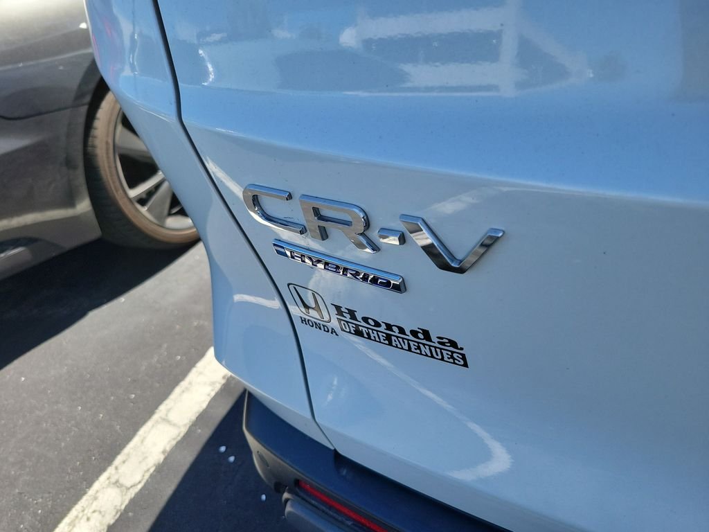Certified Used 2024 Platinum White Honda Sport-L image 16
