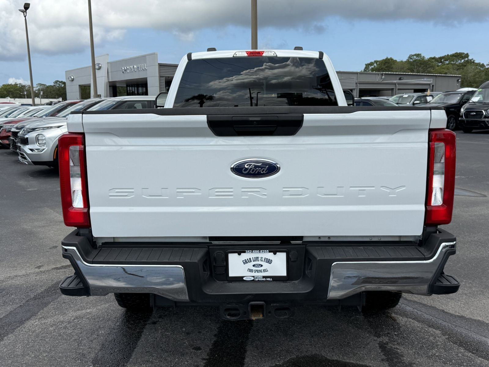 Used 2024 Oxford White Ford XLT image 5