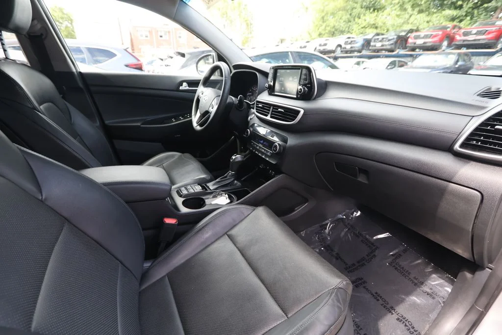 Used 2020 Silver Hyundai Limited image 32