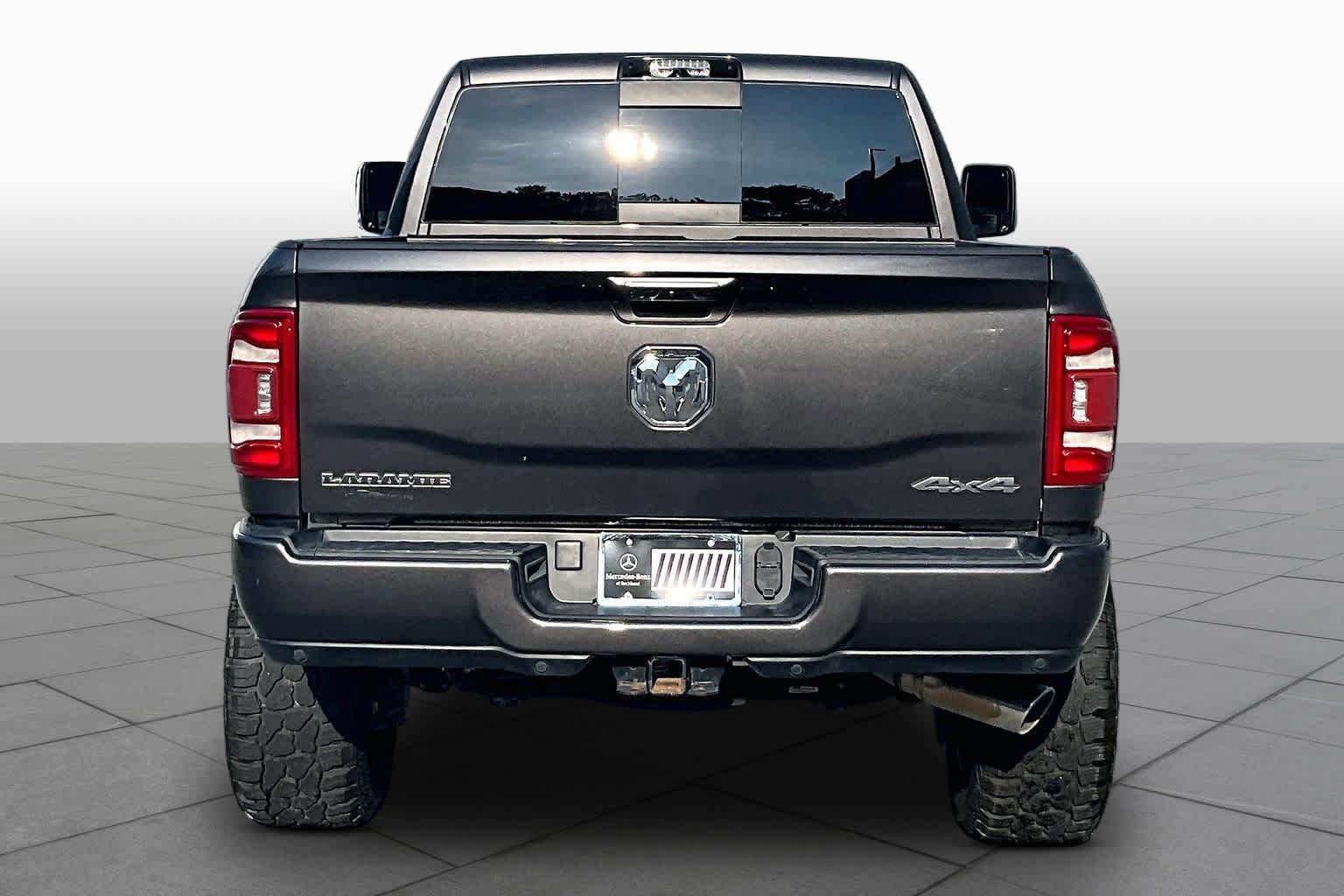 Used 2023 Granite Crystal Metallic Clearcoat Ram Laramie image 5