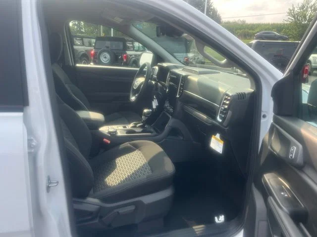 New 2026 Oxford White Ford XLT image 17
