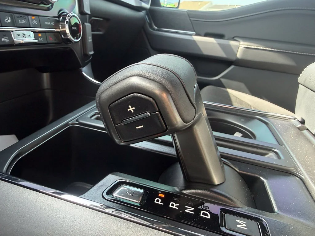 New 2026 Agate Black Metallic Ford XLT image 27