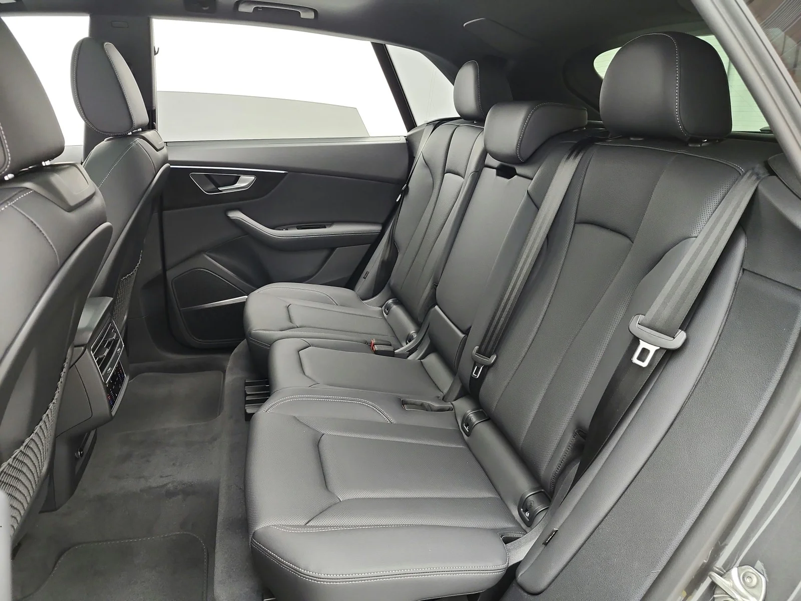 New 2026 Samurai Gray Metallic Audi Premium Plus quattro image 11
