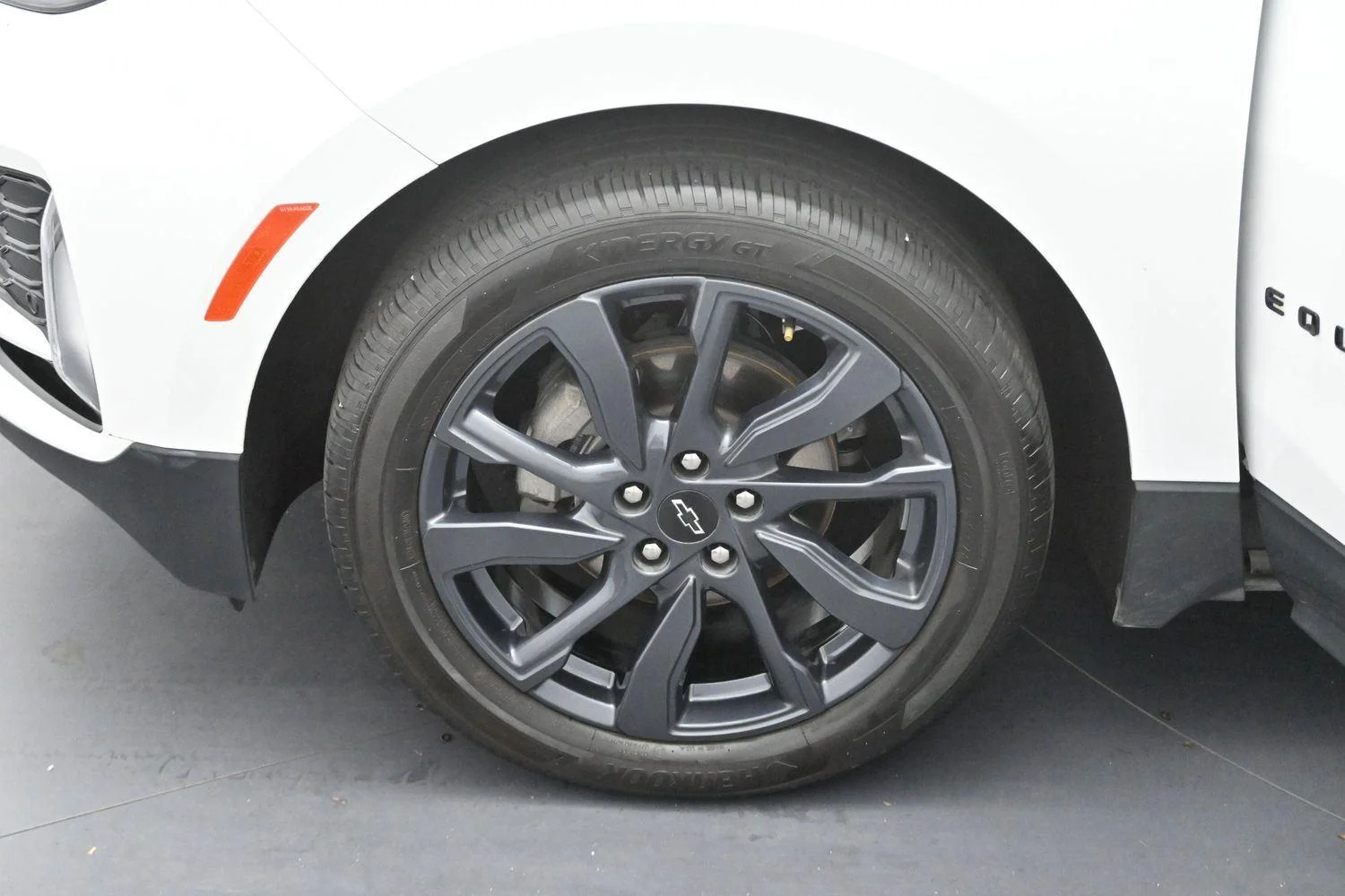 Used 2024 Summit White Chevrolet RS image 32