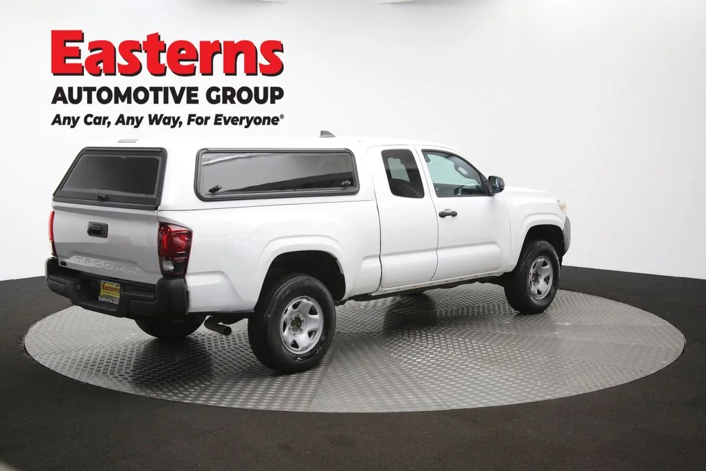 Used 2020 White Toyota SR image 38