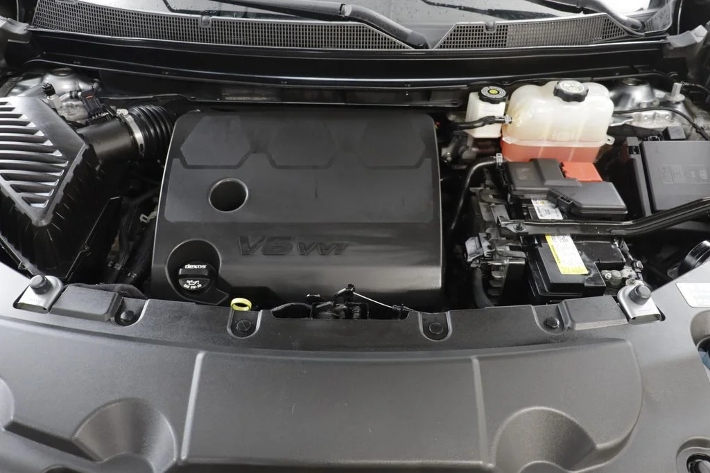 Used 2023 Sterling Gray Metallic Chevrolet LT image 23