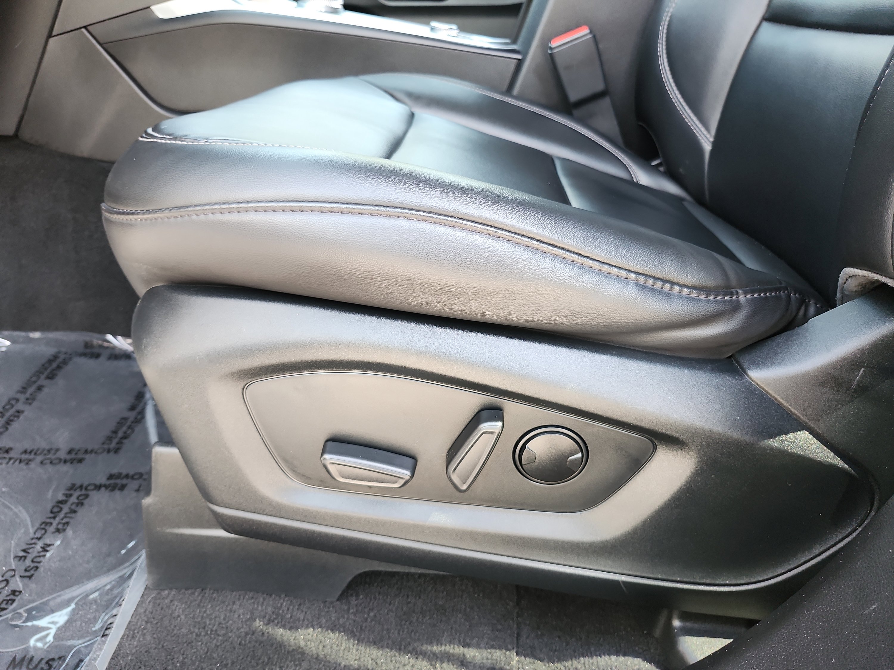 Used 2023 Iconic Silver Metallic Ford XLT image 31