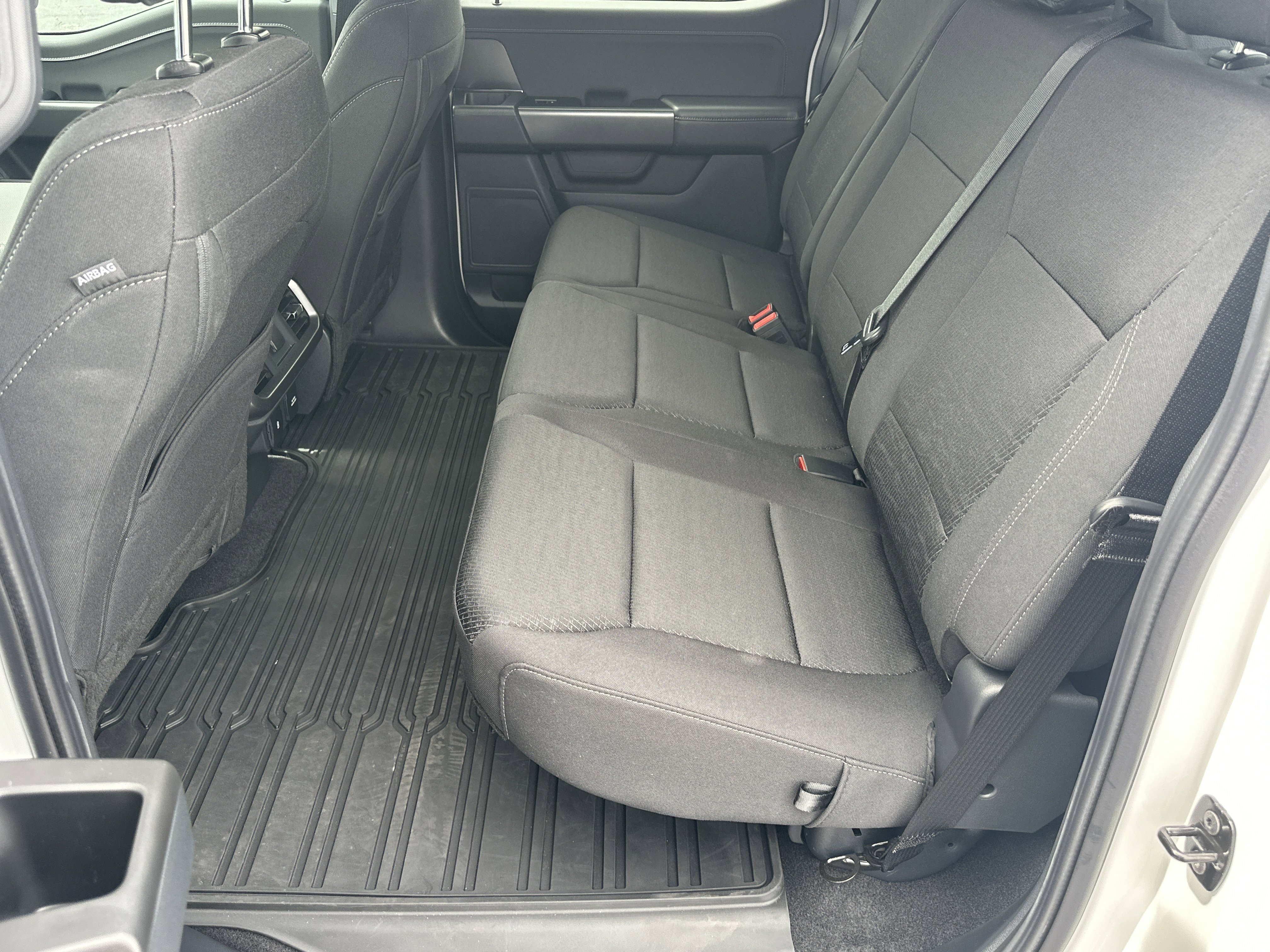 Used 2024 OXFORD WHITE Ford XLT image 21
