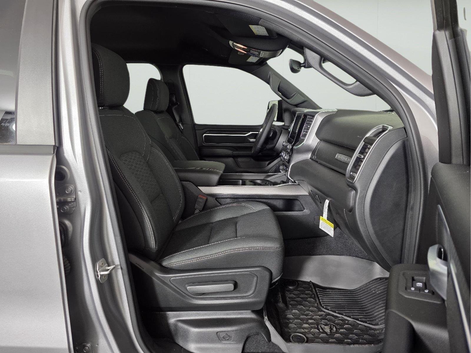2025 RAM 1500 Big Horn/Lone Star - Photo 24