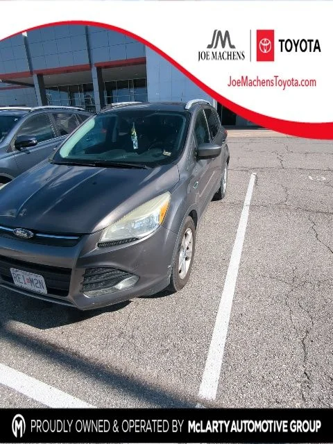 Used 2013  Ford SE image 1