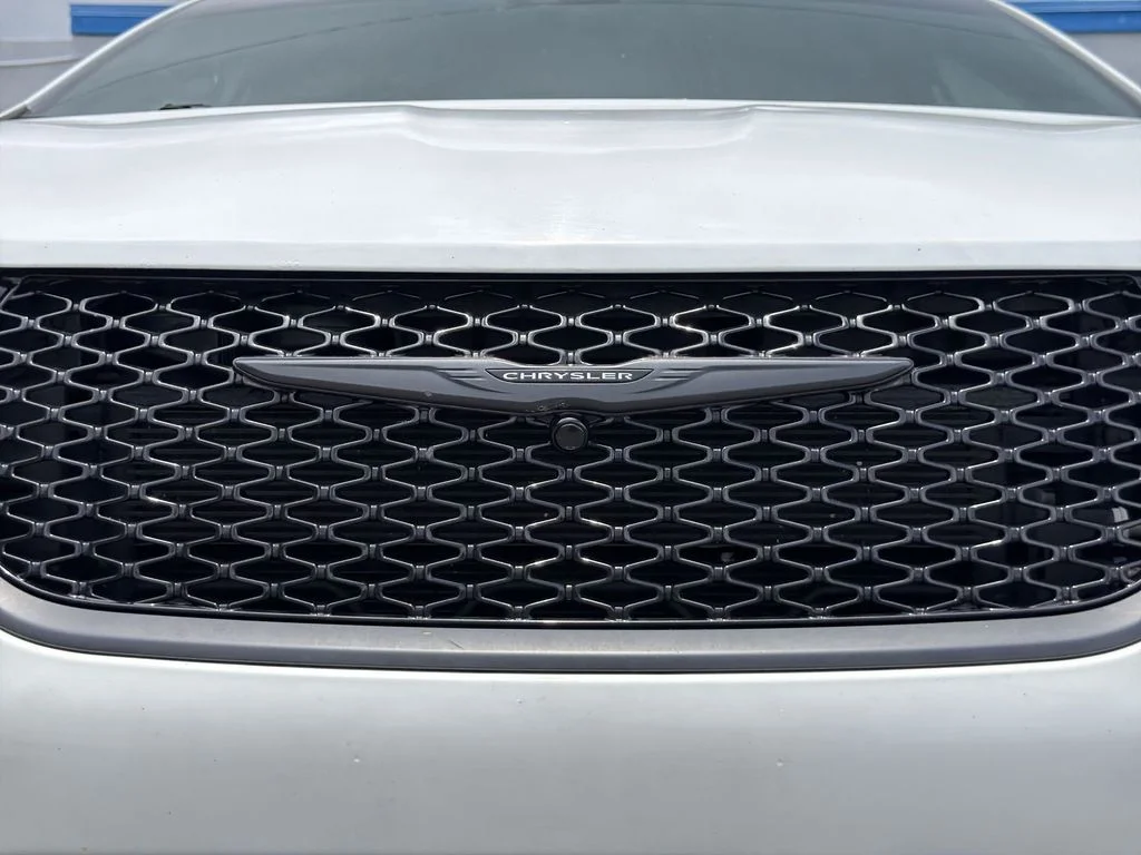 Used 2021 White Chrysler Touring L image 38