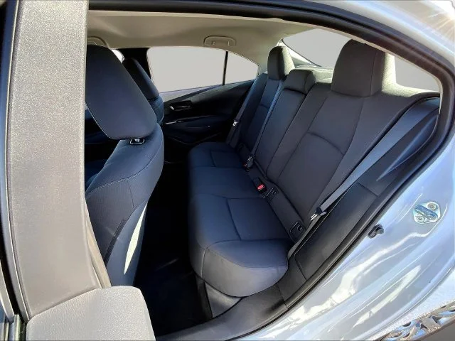 Used 2025 White Toyota LE image 25