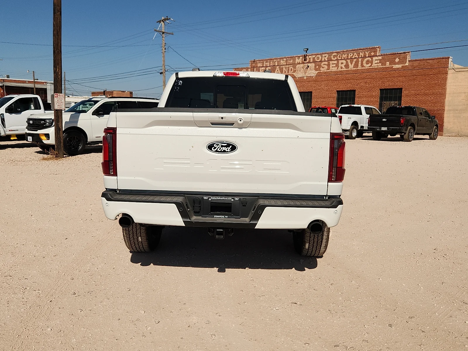 New 2026 Star White Metallic Tri-Coat Ford Lariat image 6