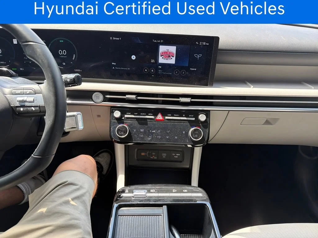 Certified Pre-Owned 2025 Hyundai Tucson Hybrid SEL Convenience