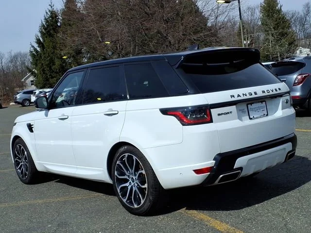 Used 2018  Land Rover HSE Dynamic image 4