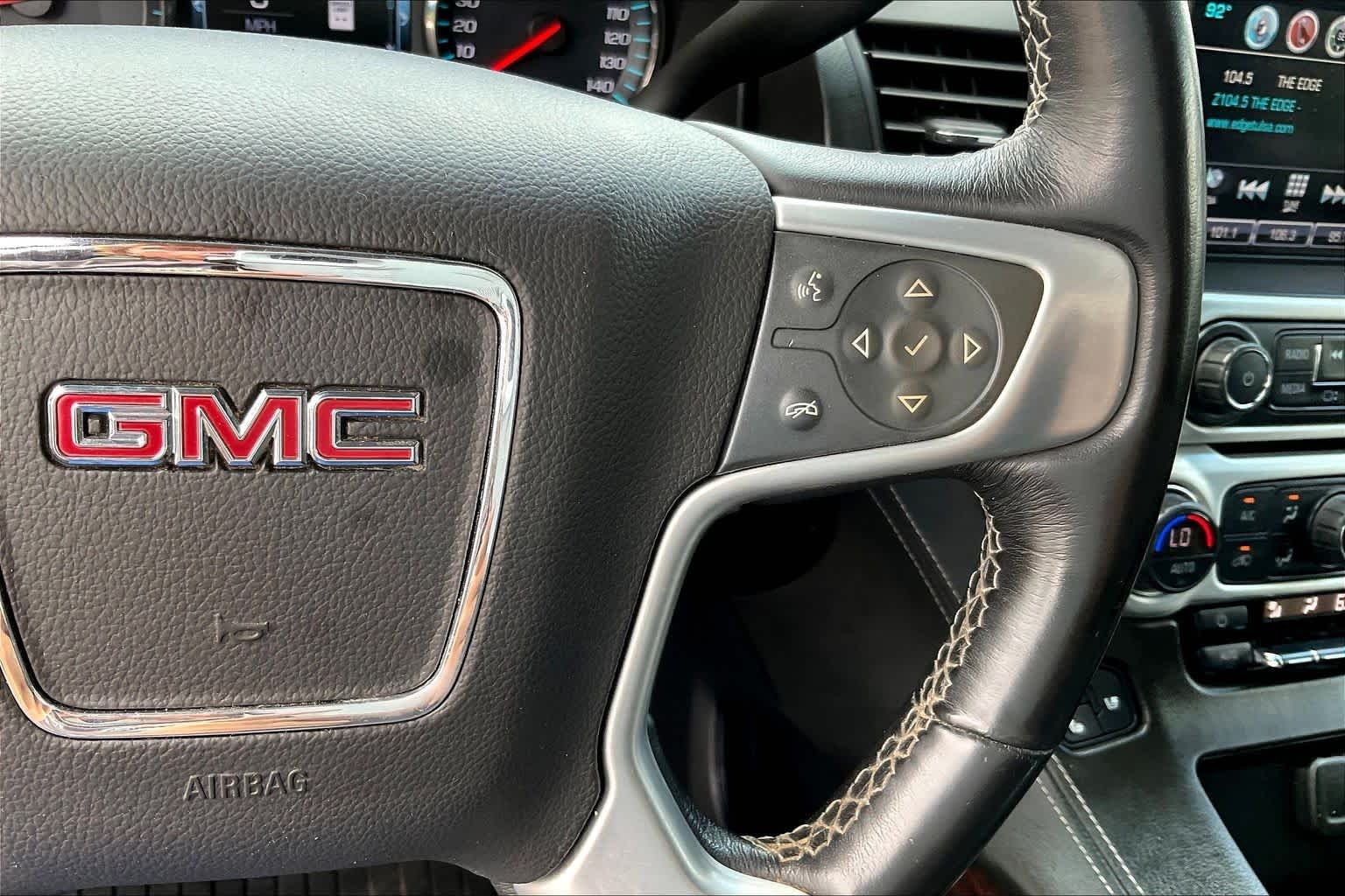 Used 2020 Dark Sky Metallic GMC SLT image 23