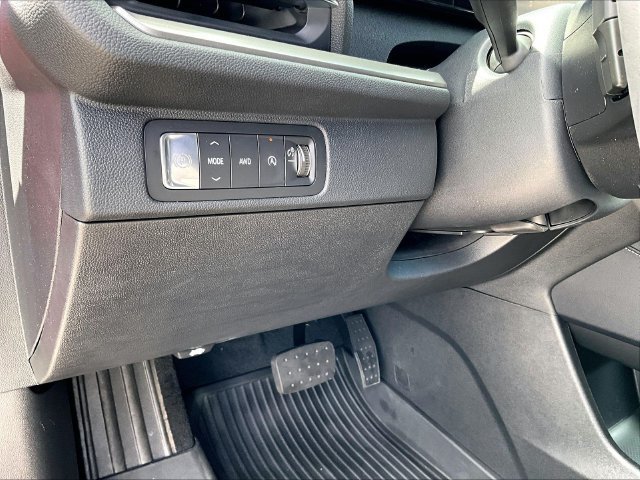 2026 Chevrolet Traverse LT - Photo 32