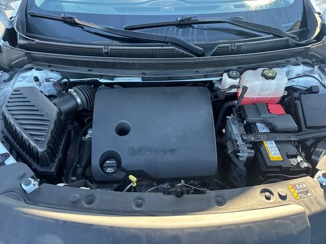 Used 2023 (Includes Satin Nickel lower exterior accent color.) Buick Essence image 24