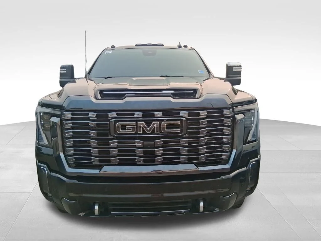 Used 2024 Black GMC Denali Ultimate image 2