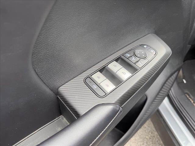 Used 2024 Mercury Gray Metallic Mitsubishi SE image 13