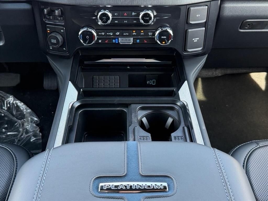 New 2026 Agate Black Metallic Ford F-250® Platinum® image 18