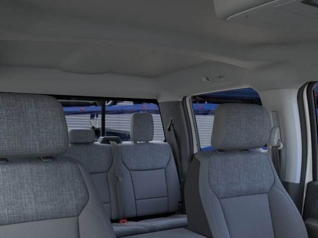 New 2026 Oxford White Ford XLT image 22