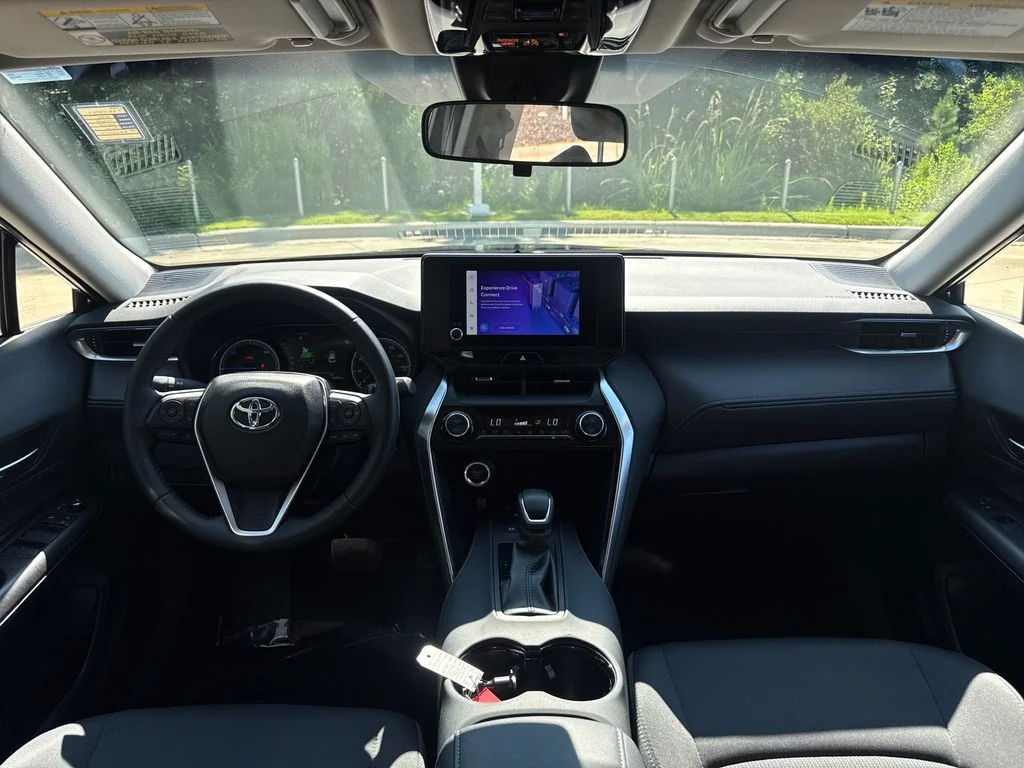 Used 2024 Blueprint Toyota LE image 16