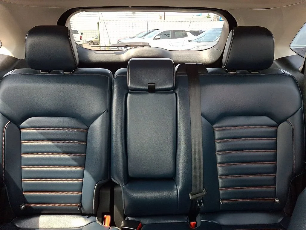 Used 2022 Black Ford SEL image 20