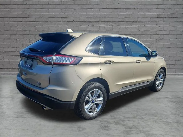Used 2018 Gold Ford SEL image 6